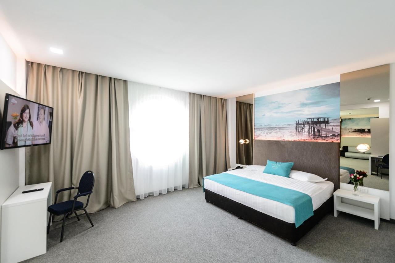 Mirage Medspa Hotel エフォリエ・ノルド エクステリア 写真