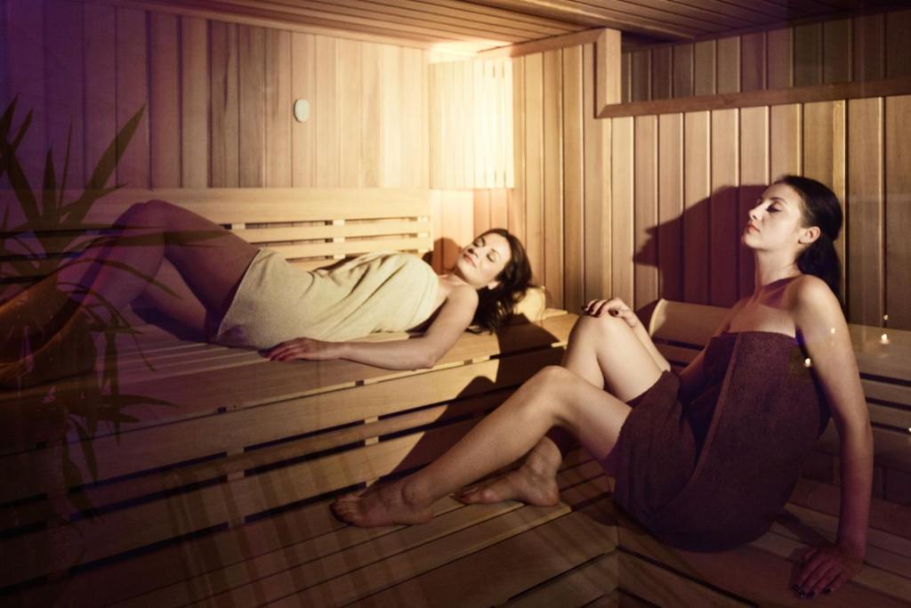 Mirage Medspa Hotel エフォリエ・ノルド エクステリア 写真