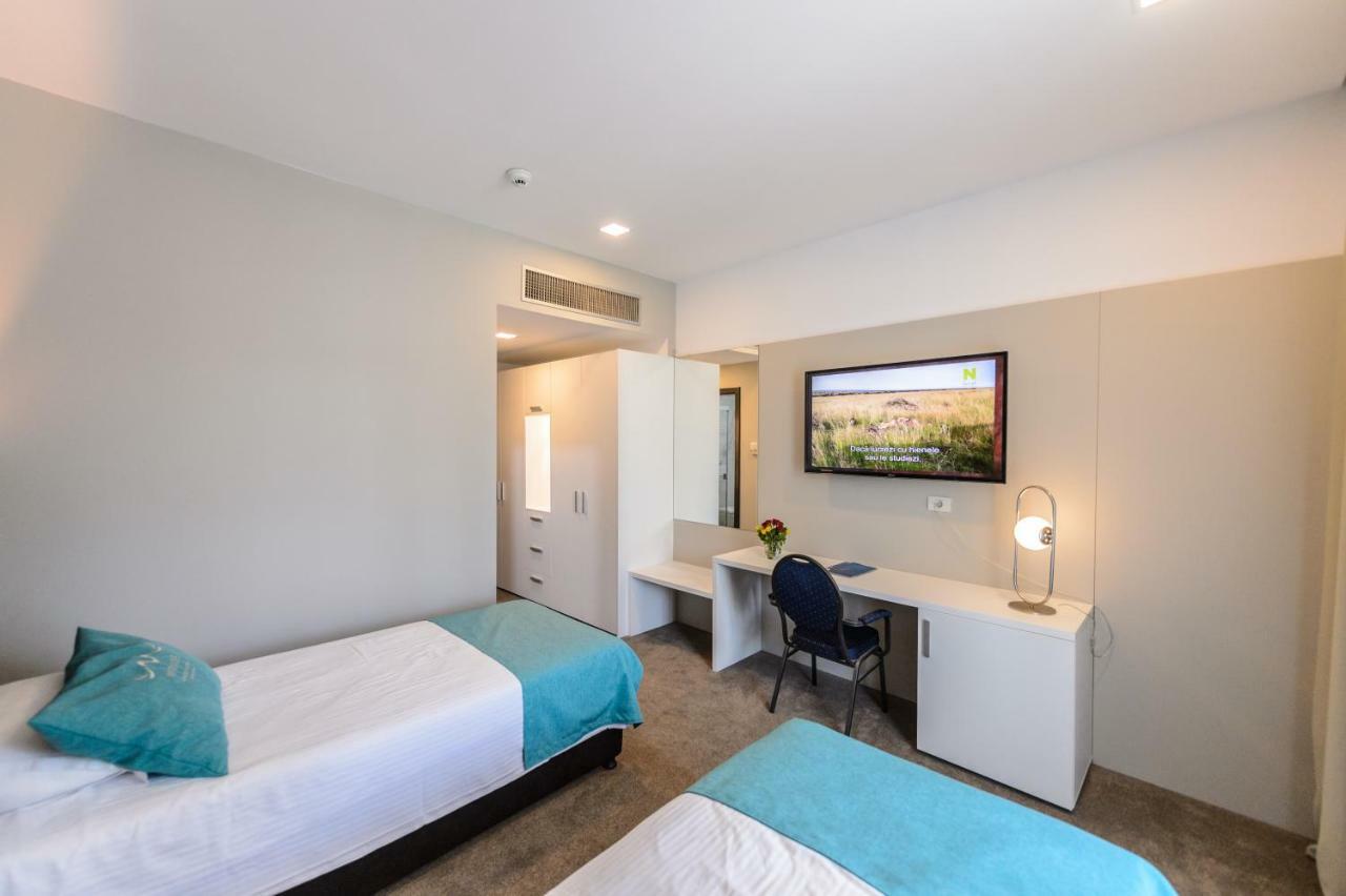 Mirage Medspa Hotel エフォリエ・ノルド エクステリア 写真
