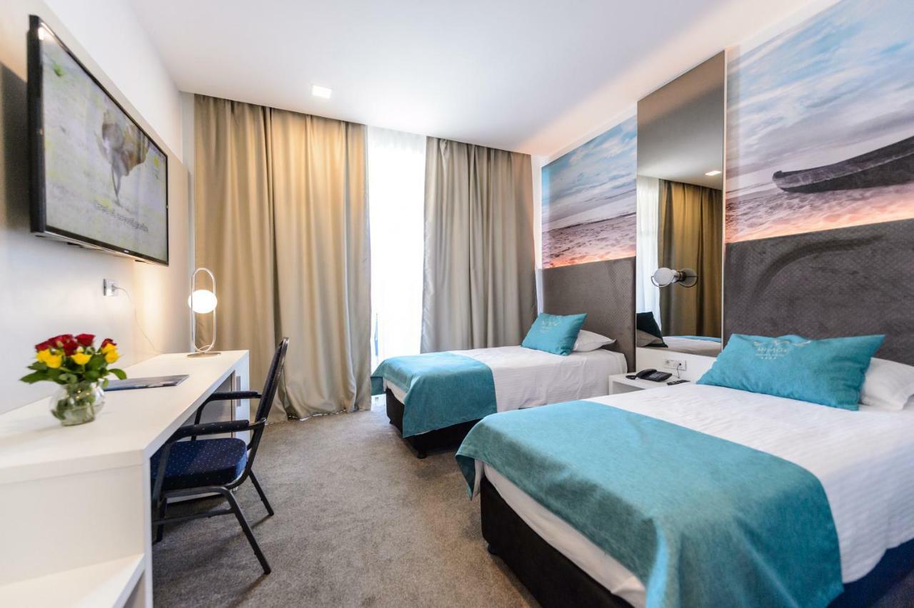 Mirage Medspa Hotel エフォリエ・ノルド エクステリア 写真
